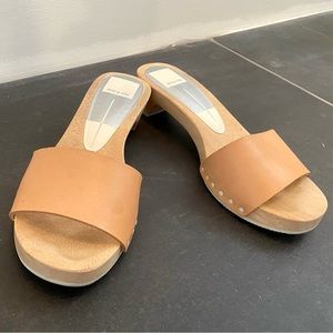 Dolce Vita Size 6.5 Wooden Sandals